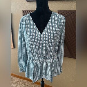 Elegant blue/white Patterned Women's Top Ann Taylor